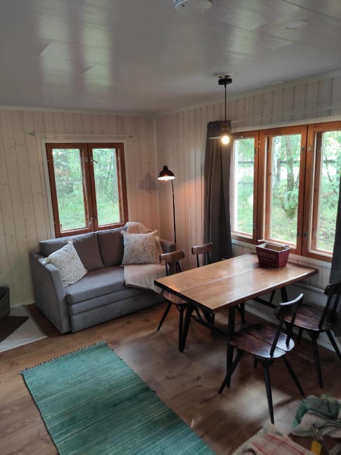 Old Finnish Lakeside Cottage With Sauna Оулу Экстерьер фото